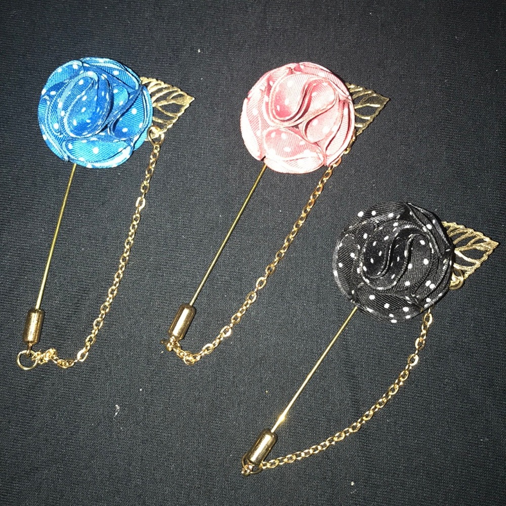 NEW 💥BUNDLE💥3️⃣ scarf floral pins